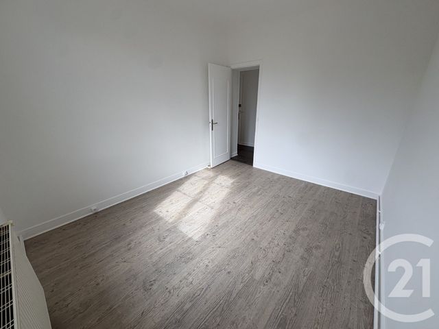 Appartement F3 &agrave; louer - 3 pi&egrave;ces - 56,94 m2 - Lisieux - 14 - BASSE-NORMANDIE