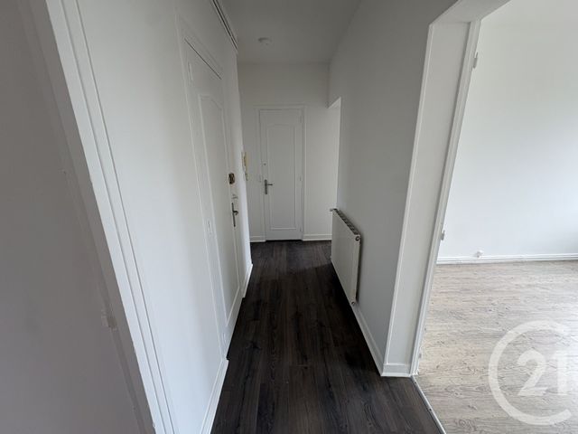 Appartement F3 &agrave; louer - 3 pi&egrave;ces - 56,94 m2 - Lisieux - 14 - BASSE-NORMANDIE