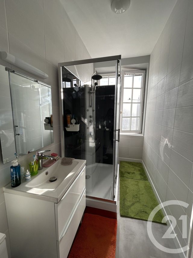 Appartement F3 &agrave; louer - 3 pi&egrave;ces - 73,50 m2 - Lisieux - 14 - BASSE-NORMANDIE