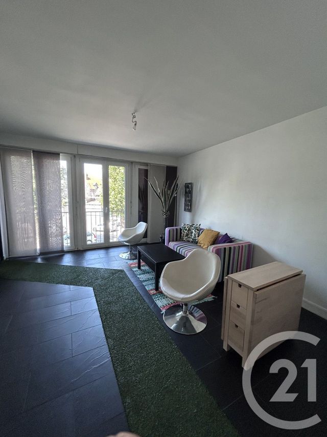 Appartement F2 &agrave; vendre - 2 pi&egrave;ces - 49,84 m2 - Lisieux - 14 - BASSE-NORMANDIE