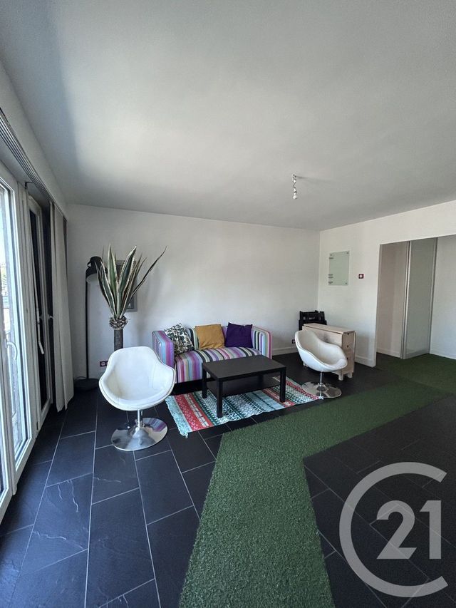 Appartement 2 pièces 50 m² · à Lisieux · 49,8 m² · 112 500 €