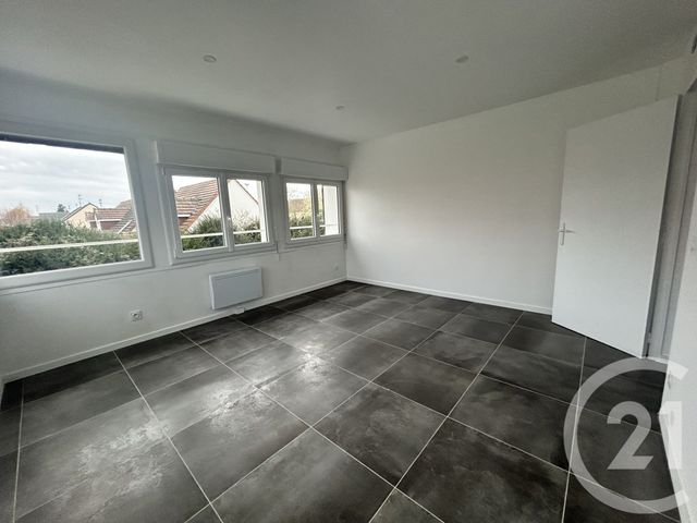 Appartement F3 &agrave; louer - 3 pi&egrave;ces - 60,40 m2 - Lisieux - 14 - BASSE-NORMANDIE