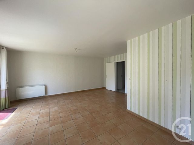 Maison &agrave; louer - 4 pi&egrave;ces - 87,62 m2 - Lisieux - 14 - BASSE-NORMANDIE