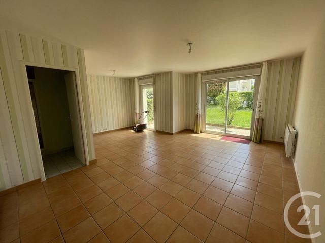 Maison &agrave; louer - 4 pi&egrave;ces - 87,62 m2 - Lisieux - 14 - BASSE-NORMANDIE