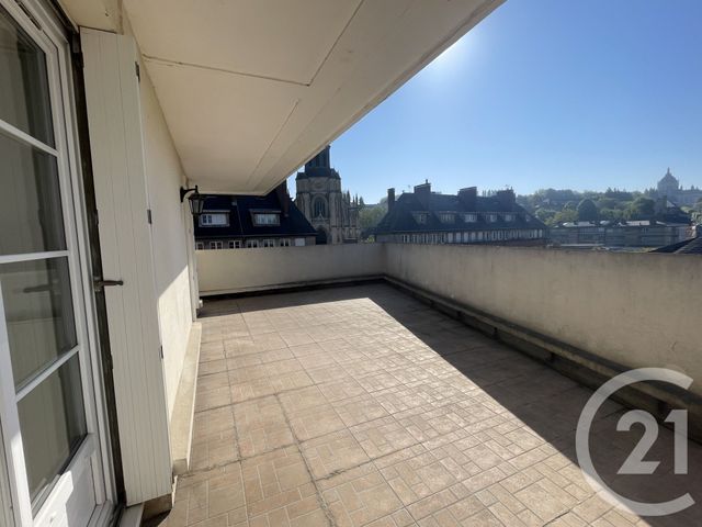 Appartement T2 &agrave; louer - 3 pi&egrave;ces - 52,50 m2 - Lisieux - 14 - BASSE-NORMANDIE
