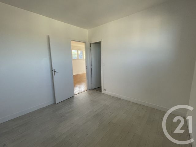 Appartement T2 &agrave; louer - 3 pi&egrave;ces - 52,50 m2 - Lisieux - 14 - BASSE-NORMANDIE