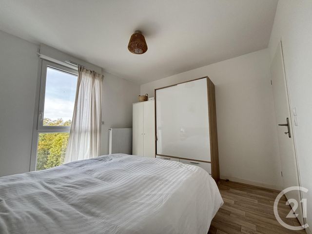 Appartement T3 à vendre - 3 pièces - 59,57 m2 - Villeneuve D Ascq - 59 - NORD-PAS-DE-CALAIS