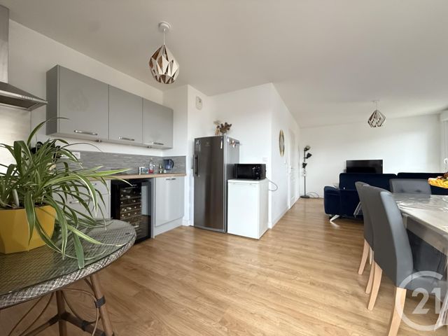 Appartement T3 à vendre - 3 pièces - 79,31 m2 - Wasquehal - 59 - NORD-PAS-DE-CALAIS