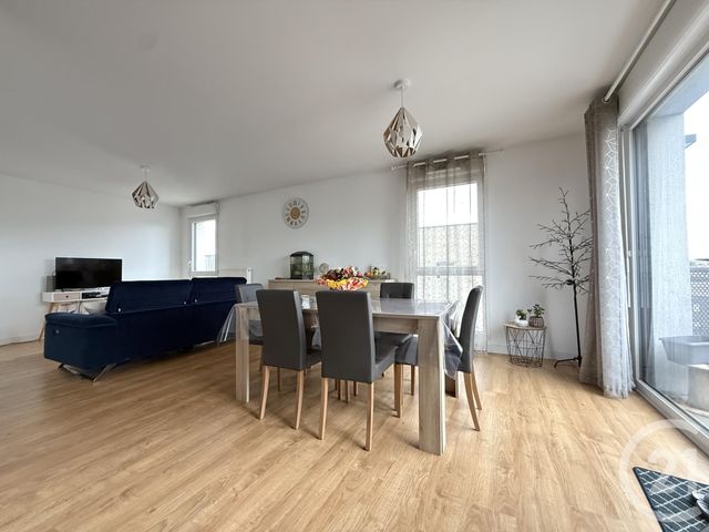 Appartement T3 à vendre - 3 pièces - 79,31 m2 - Wasquehal - 59 - NORD-PAS-DE-CALAIS