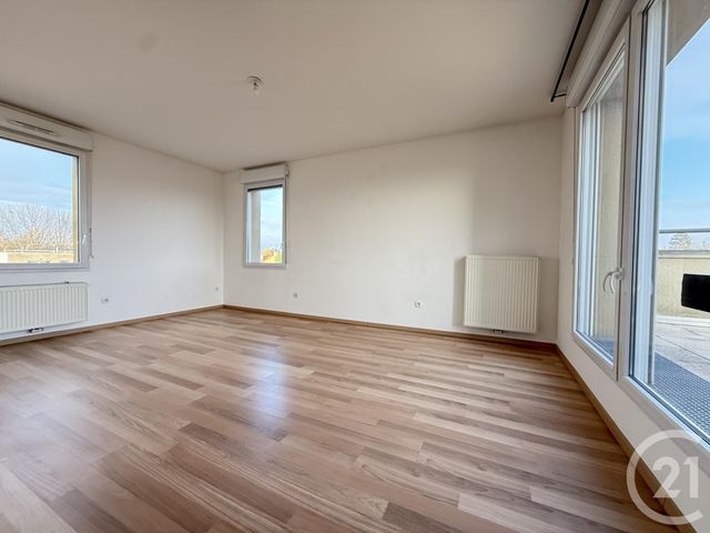 Appartement T3 à vendre - 3 pièces - 68,80 m2 - Wasquehal - 59 - NORD-PAS-DE-CALAIS