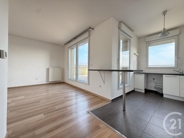 Appartement T3 à vendre - 3 pièces - 68,80 m2 - Wasquehal - 59 - NORD-PAS-DE-CALAIS