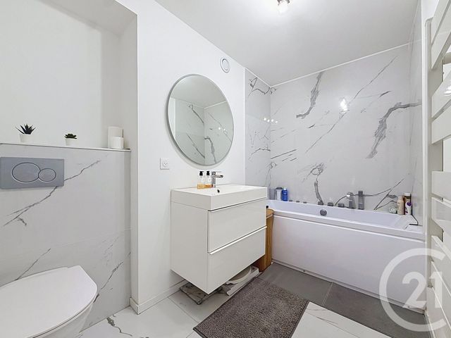 Appartement T4 &agrave; vendre - 3 pi&egrave;ces - 90,10 m2 - Villeneuve D Ascq - 59 - NORD-PAS-DE-CALAIS