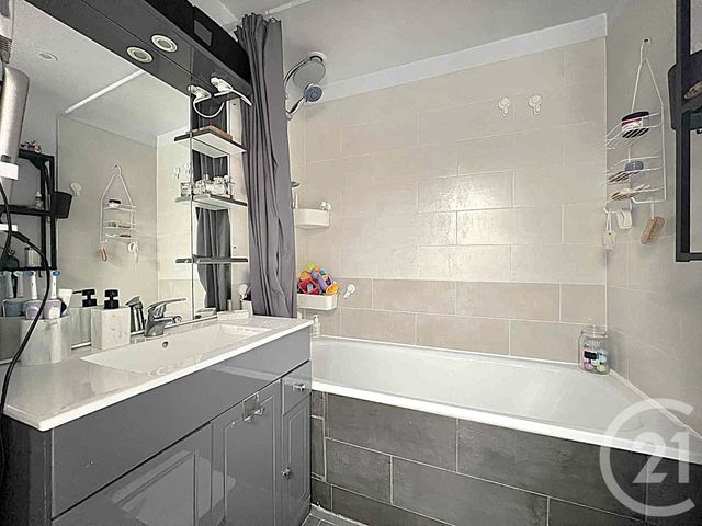 Maison à vendre - 4 pièces - 92,48 m2 - Tourcoing - 59 - NORD-PAS-DE-CALAIS