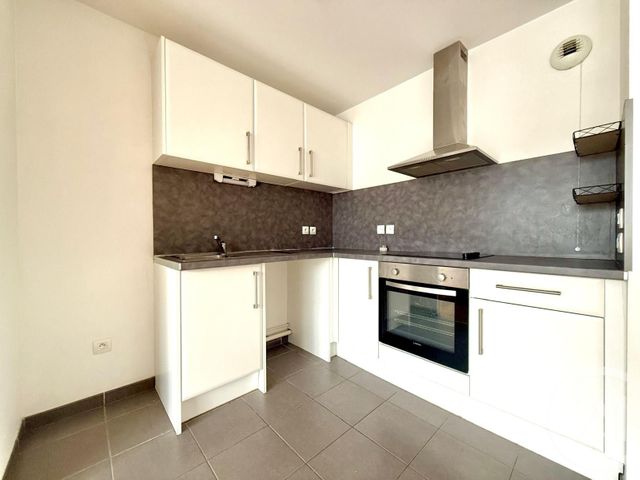 Appartement F3 &agrave; louer - 3 pi&egrave;ces - 59,74 m2 - Tourcoing - 59 - NORD-PAS-DE-CALAIS