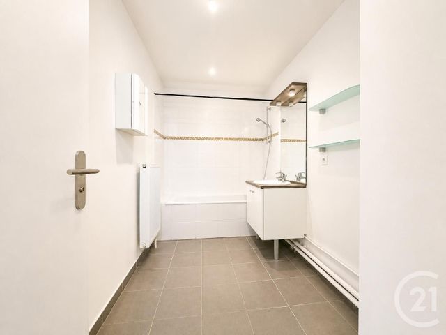 Appartement F3 &agrave; louer - 3 pi&egrave;ces - 59,74 m2 - Tourcoing - 59 - NORD-PAS-DE-CALAIS