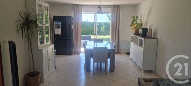 Maison &agrave; louer - 5 pi&egrave;ces - 112,04 m2 - Cloyes Les Trois Rivieres - 28 - CENTRE