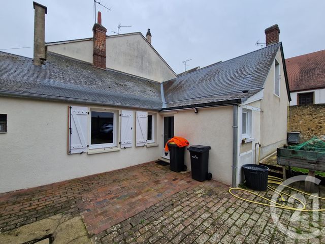 Maison &agrave; louer - 3 pi&egrave;ces - 67,12 m2 - Chateaudun - 28 - CENTRE