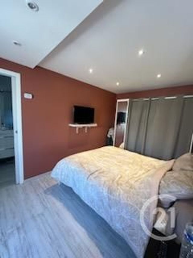 Maison &agrave; louer - 3 pi&egrave;ces - 67,12 m2 - Chateaudun - 28 - CENTRE