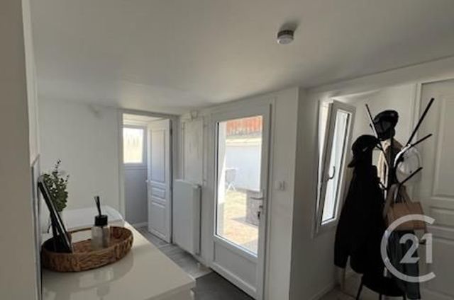 Maison &agrave; louer - 3 pi&egrave;ces - 67,12 m2 - Chateaudun - 28 - CENTRE