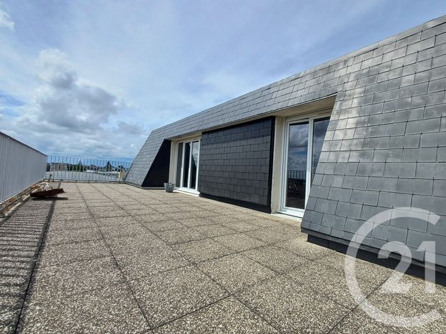 Appartement F5 à vendre - 5 pièces - 137,60 m2 - Chateaudun - 28 - CENTRE