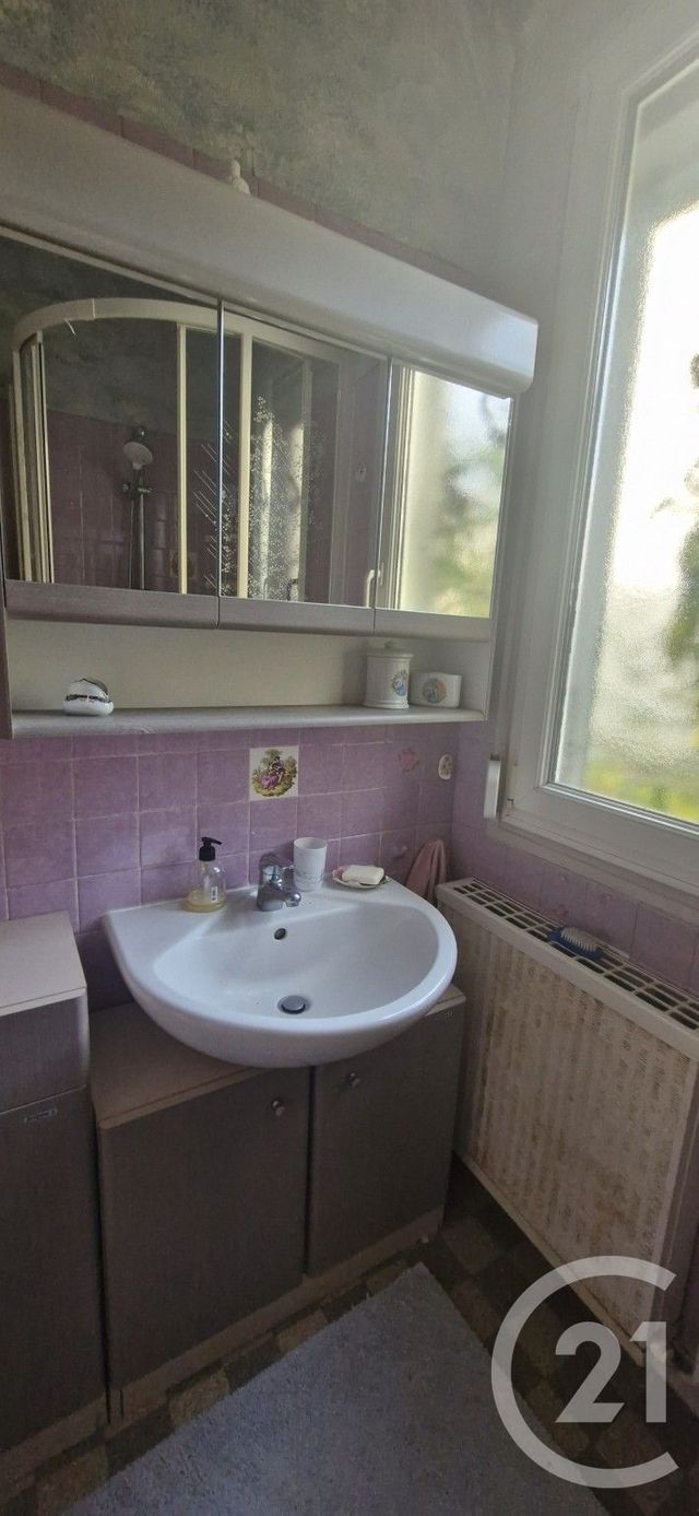 Maison à vendre - 3 pièces - 64,45 m2 - Chateaudun - 28 - CENTRE