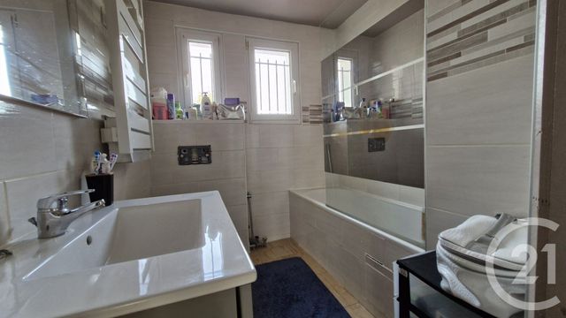 Maison à vendre - 6 pièces - 135 m2 - Chateaudun - 28 - CENTRE