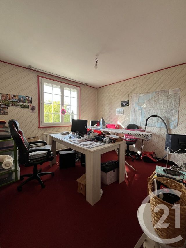 Maison &agrave; louer - 5 pi&egrave;ces - 107,90 m2 - Chateaudun - 28 - CENTRE