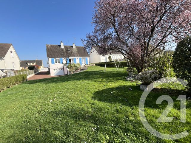 Maison &agrave; louer - 5 pi&egrave;ces - 107,90 m2 - Chateaudun - 28 - CENTRE