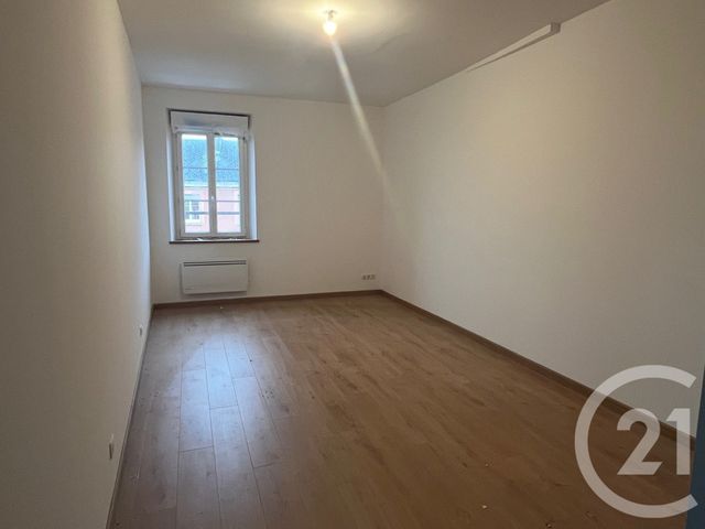 Maison &agrave; louer - 4 pi&egrave;ces - 95 m2 - Brou - 28 - CENTRE