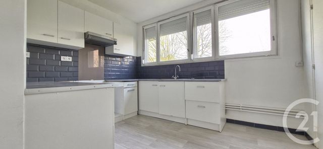 Appartement F4 &agrave; vendre - 4 pi&egrave;ces - 71,41 m2 - Chateaudun - 28 - CENTRE