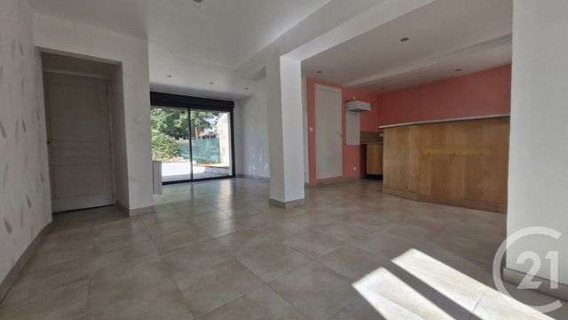 Maison à vendre - 3 pièces - 66,96 m2 - Chateaudun - 28 - CENTRE