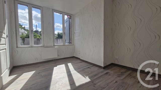 Maison à vendre - 3 pièces - 66,96 m2 - Chateaudun - 28 - CENTRE