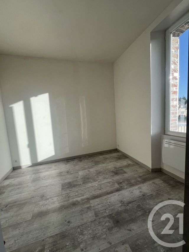 Appartement F2 à louer - 2 pièces - 26,24 m2 - Bonneval - 28 - CENTRE