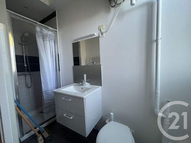 Appartement F2 à louer - 2 pièces - 26,24 m2 - Bonneval - 28 - CENTRE