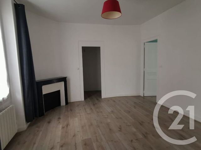 Maison à louer - 5 pièces - 150 m2 - Bonneval - 28 - CENTRE