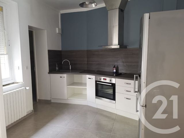 Maison à louer - 5 pièces - 150 m2 - Bonneval - 28 - CENTRE