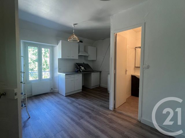 Appartement F2 à louer - 2 pièces - 28,90 m2 - Bonneval - 28 - CENTRE