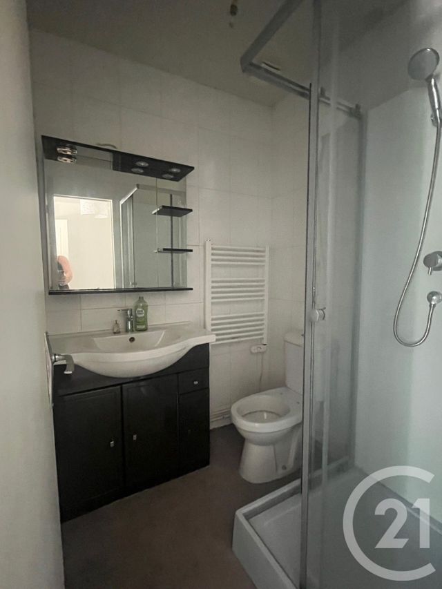 Appartement F2 à louer - 2 pièces - 28,90 m2 - Bonneval - 28 - CENTRE