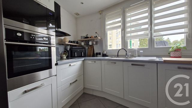 Maison à vendre - 5 pièces - 99 m2 - Chateaudun - 28 - CENTRE