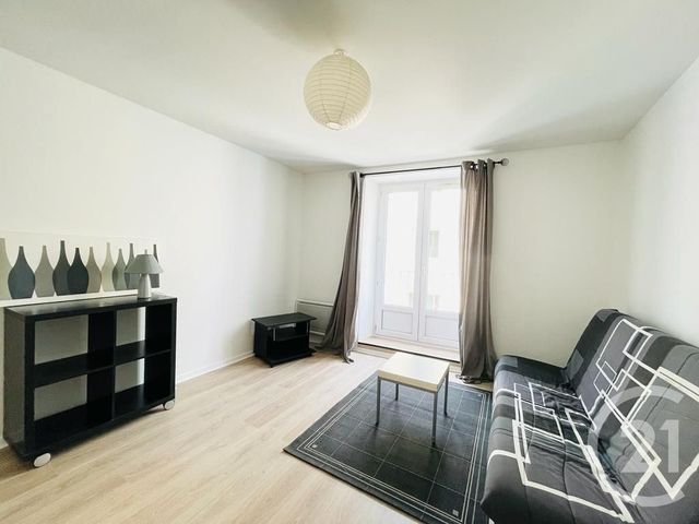 Appartement F1 &agrave; louer - 1 pi&egrave;ce - 25 m2 - Chateaudun - 28 - CENTRE