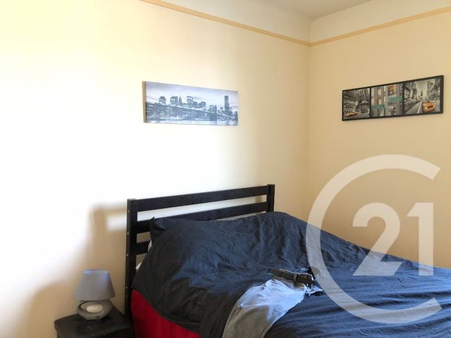 Appartement à louer - 3 pièces - 51,89 m2 - Chateaudun - 28 - CENTRE