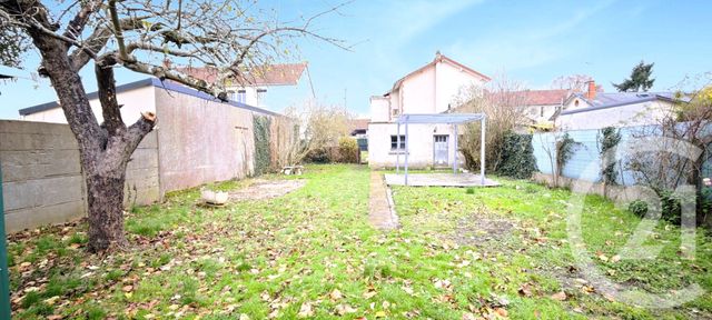 Maison à vendre - 3 pièces - 65,68 m2 - Chateaudun - 28 - CENTRE