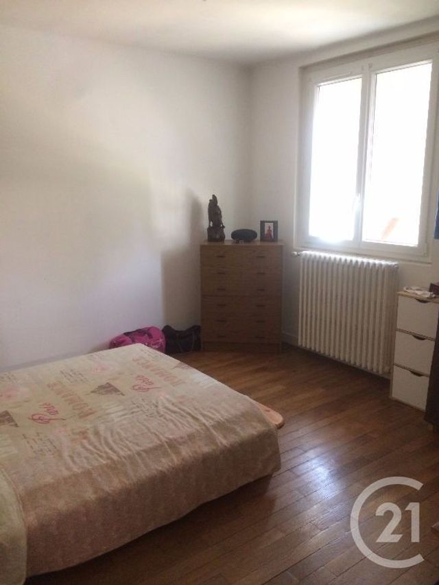 Maison à louer - 6 pièces - 116,90 m2 - Cloyes Sur Le Loir - 28 - CENTRE