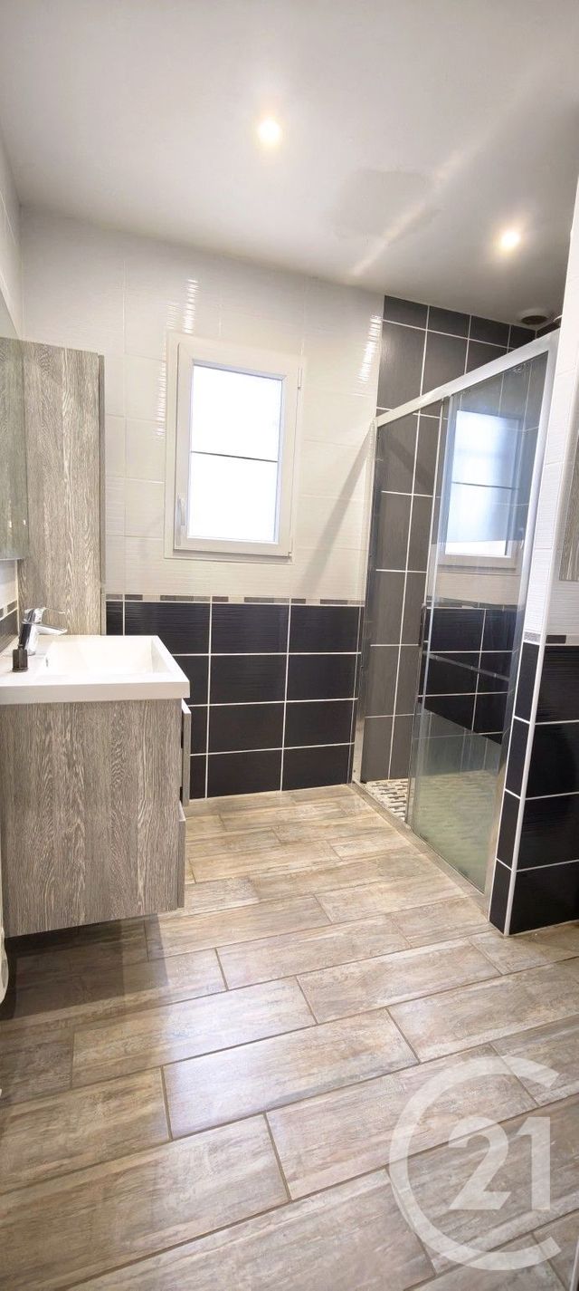 Maison &agrave; vendre - 5 pi&egrave;ces - 117,93 m2 - Cloyes Les Trois Rivieres - 28 - CENTRE