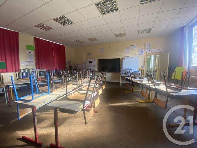 Maison &agrave; vendre - 8 pi&egrave;ces - 440 m2 - Cloyes Les Trois Rivieres - 28 - CENTRE