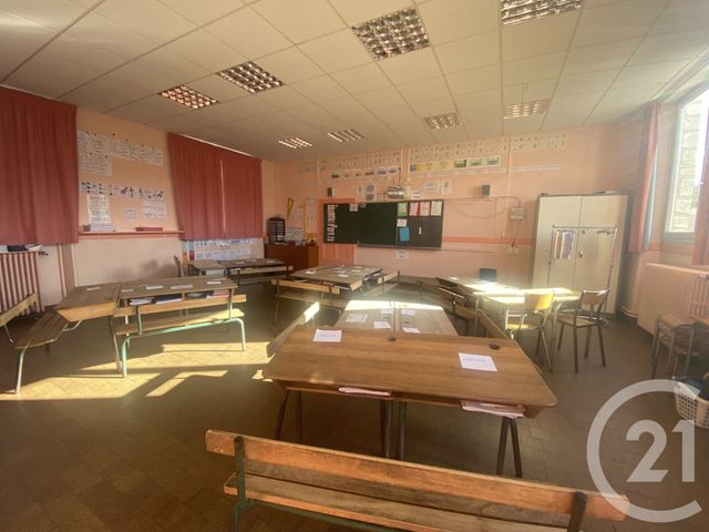 Maison &agrave; vendre - 8 pi&egrave;ces - 440 m2 - Cloyes Les Trois Rivieres - 28 - CENTRE