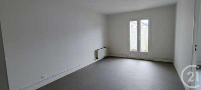 Maison à louer - 2 pièces - 47 m2 - Commune Nouvelle D Arrou - 28 - CENTRE