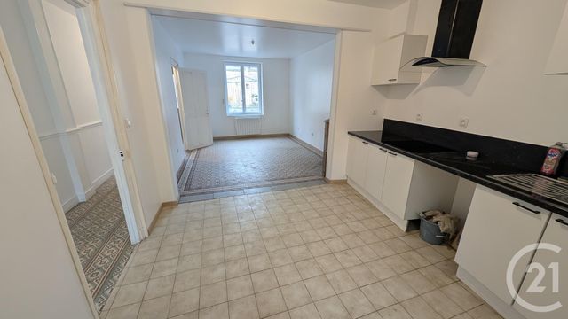 Maison &agrave; louer - 5 pi&egrave;ces - 113,14 m2 - Bonneval - 28 - CENTRE