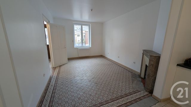 Maison &agrave; louer - 5 pi&egrave;ces - 113,14 m2 - Bonneval - 28 - CENTRE