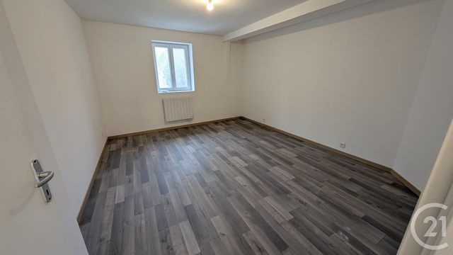 Maison &agrave; louer - 5 pi&egrave;ces - 113,14 m2 - Bonneval - 28 - CENTRE